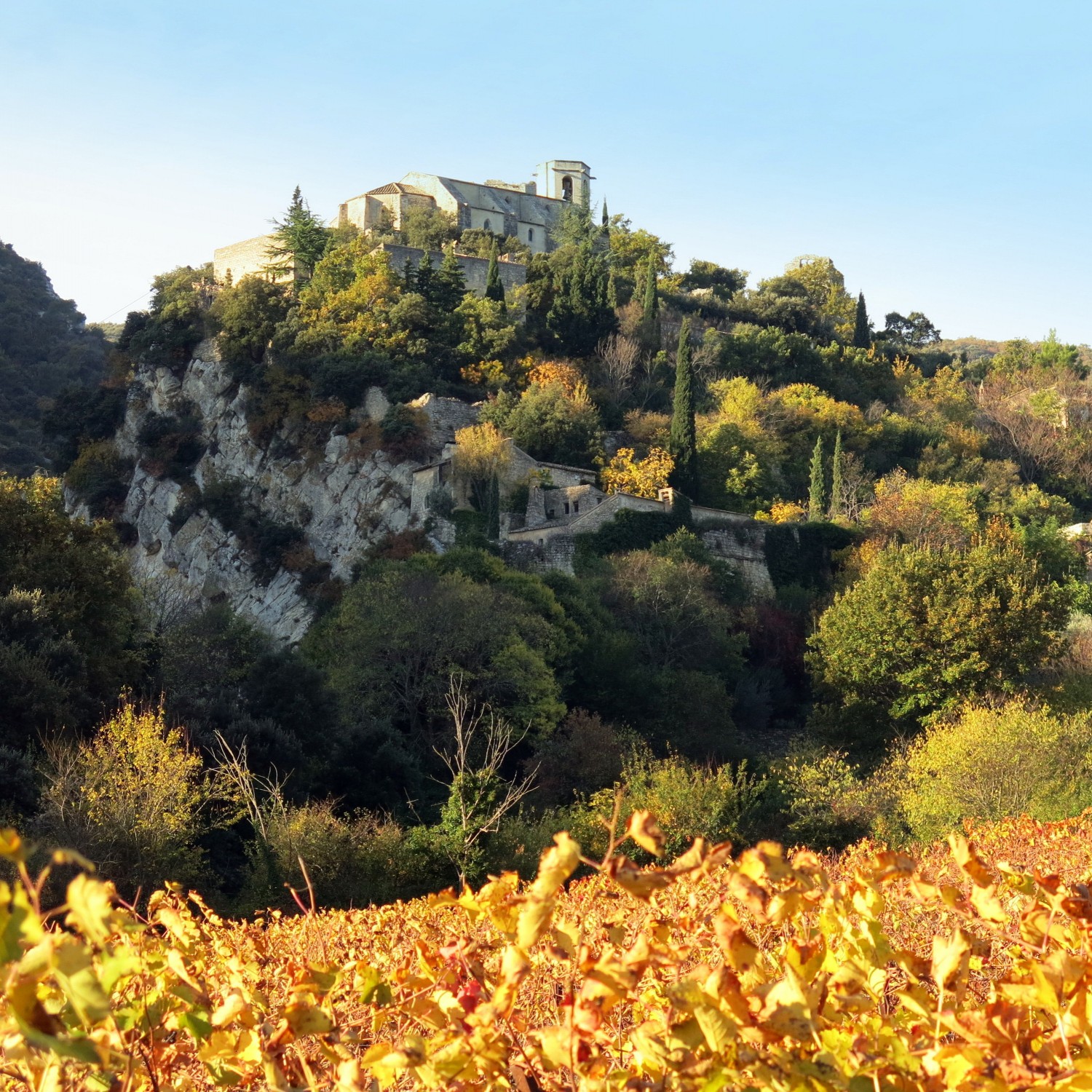 Oppède le Vieux en Automne